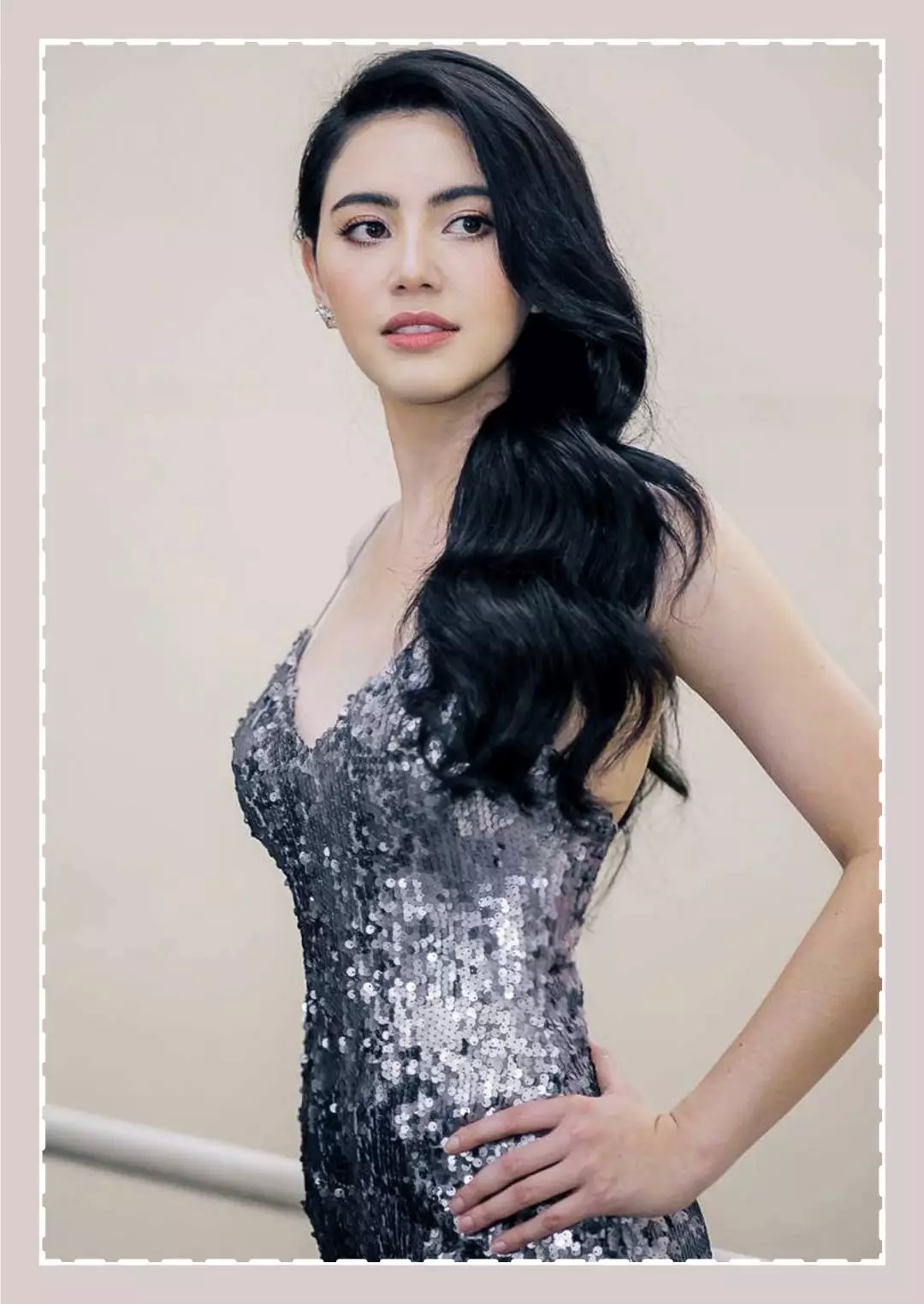 欧阳娜娜短发造型_佟丽娅短发时尚感_女明星个性短发图片大全