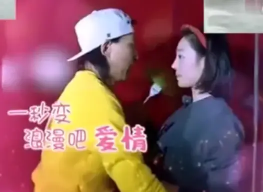 明星假唱事件_女明星做假_韩雪萨顶顶假唱门