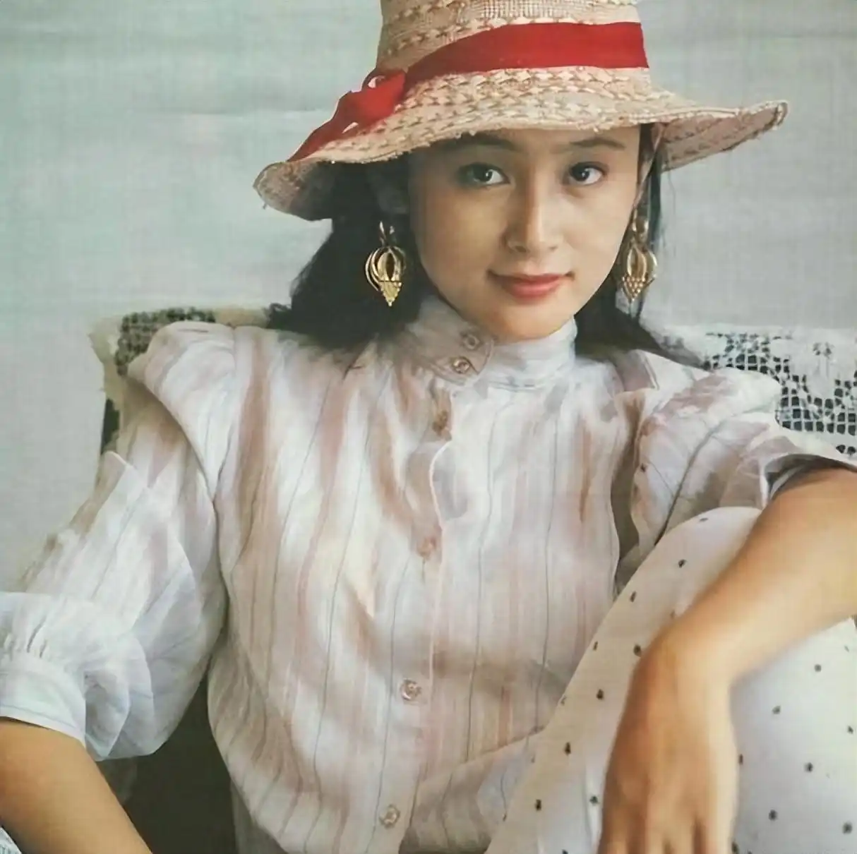 娱乐圈天生富贵相女星_旺夫面相的女明星_朱珠陈红袁咏仪郭晶晶景甜